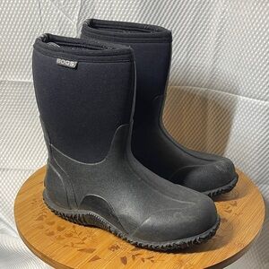 BOGS Classic Mid with Arch Support Black Neoprene Boots Womens size 7